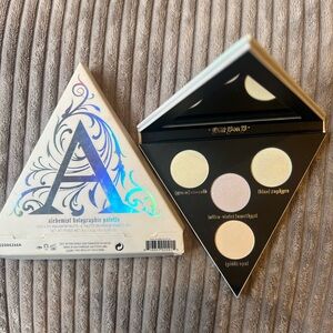 Kat Von D Alchemist Holographic Eyeshadow Palette